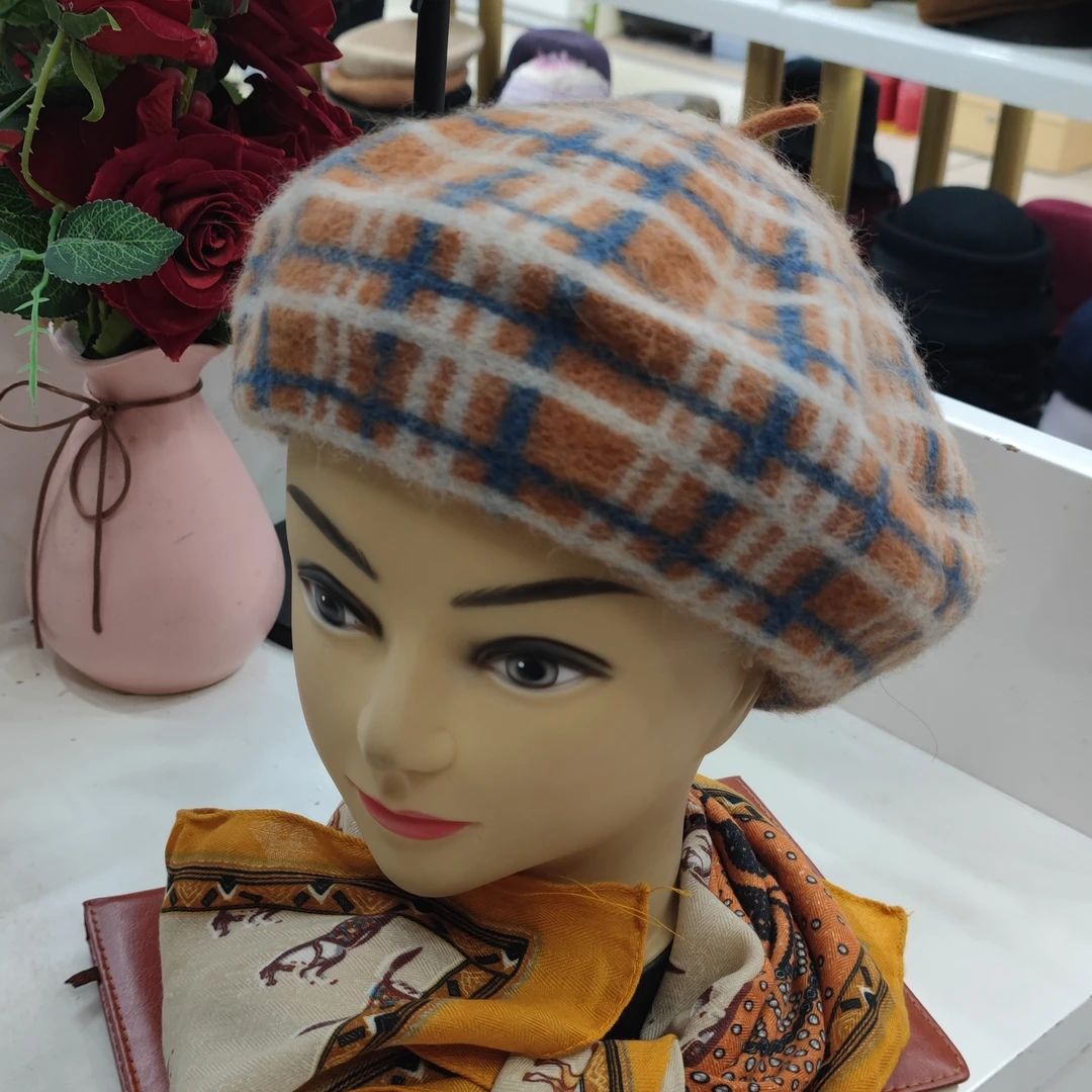 冬季无檐秋冬格子森系贝雷帽帽子渔夫帽鸭舌帽韩版