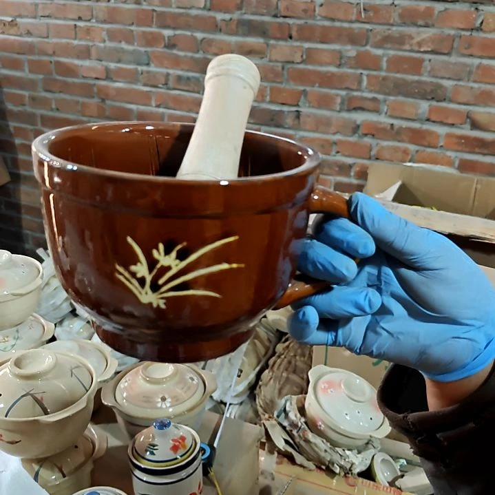 摆件陶瓷盘子碗啥都有