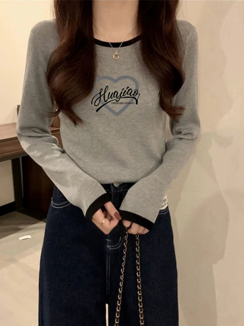 韩系漂亮减龄正肩圆领撞色t恤女早秋新款内搭显瘦长袖打底衫上衣