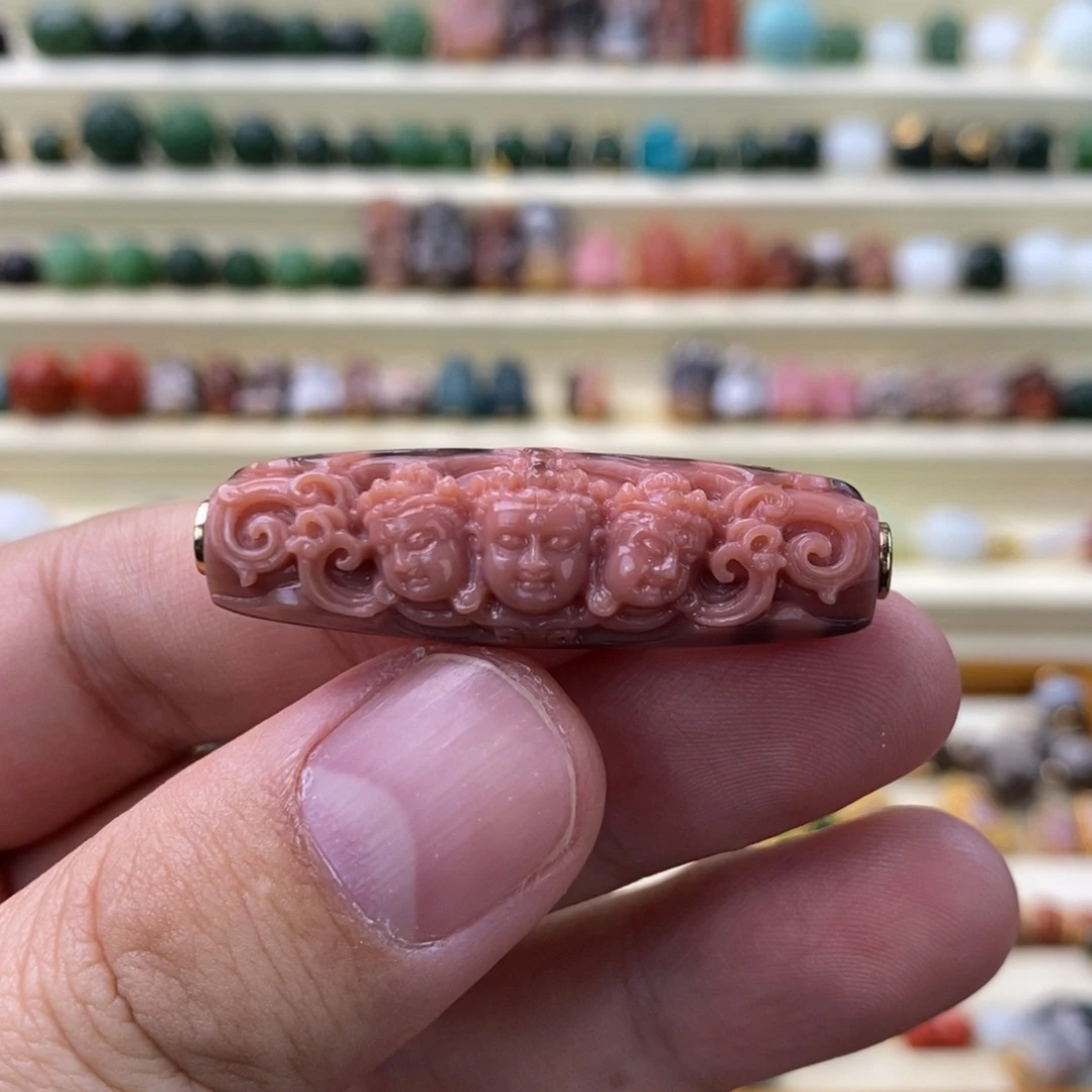 玛瑙/玉髓18K金镶嵌颈饰