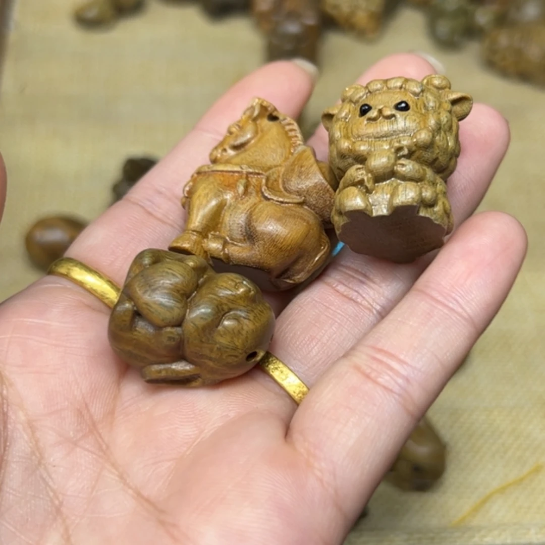 手串/手链维腊木（绿檀）