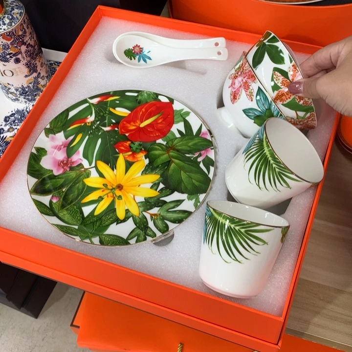 瓷片咖啡的味道真的是很