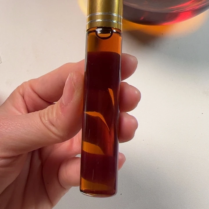 沉香精油沉香超临界黑棋精油10g