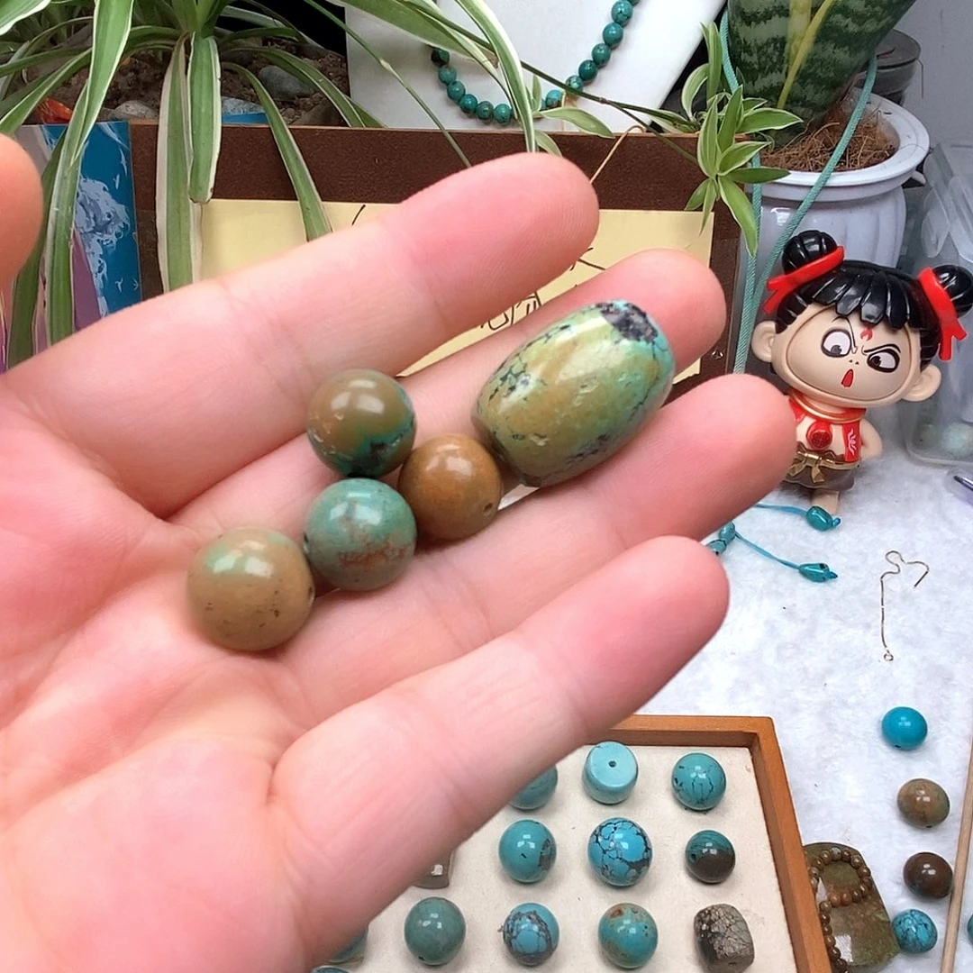 男***山特色手工艺品制作圆珠