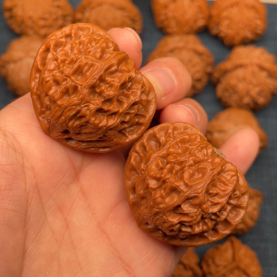 把件文玩核桃39桃心蜡皮宫灯