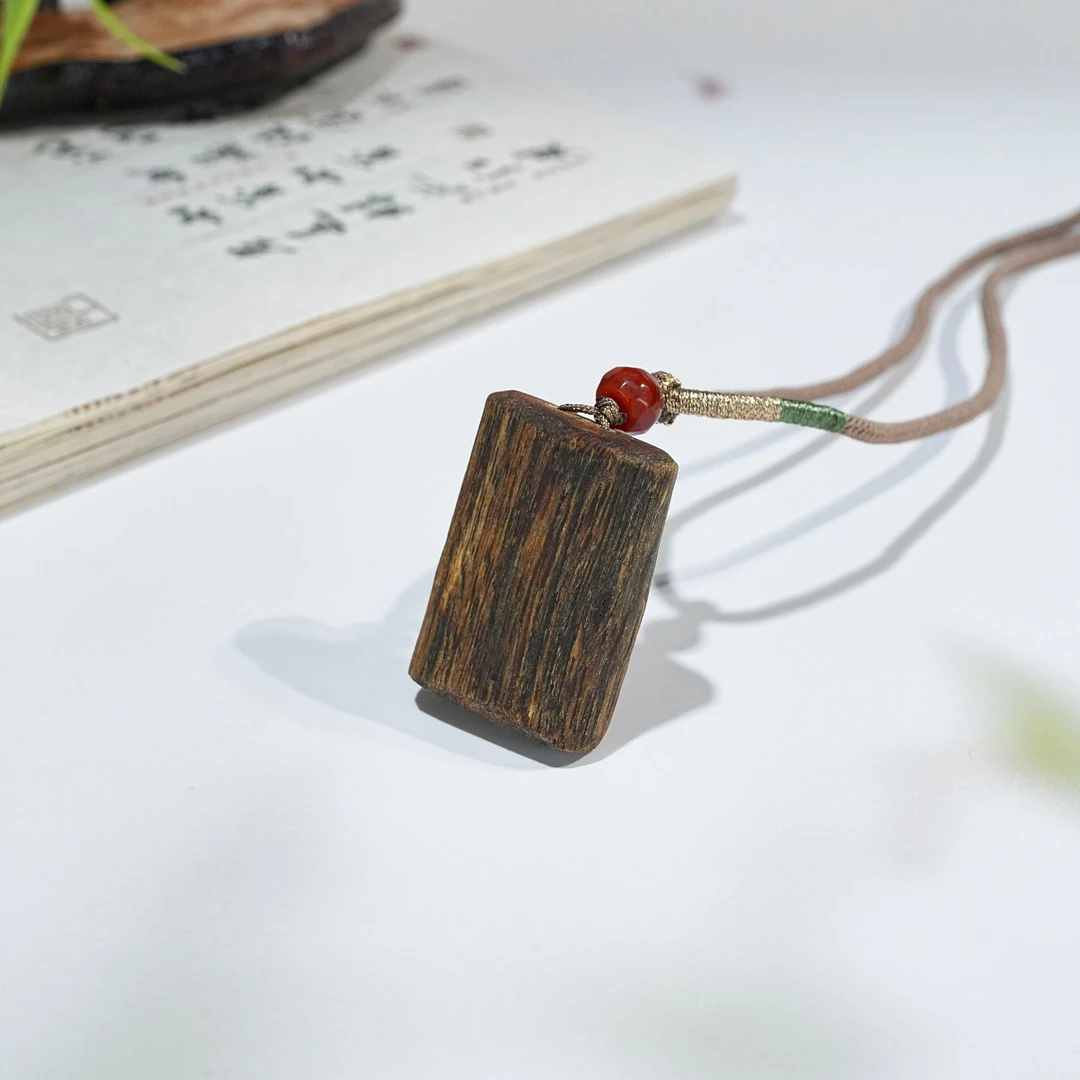 沉香【何姐专属】天然沉香方牌鼓珠吊坠 YC3000009