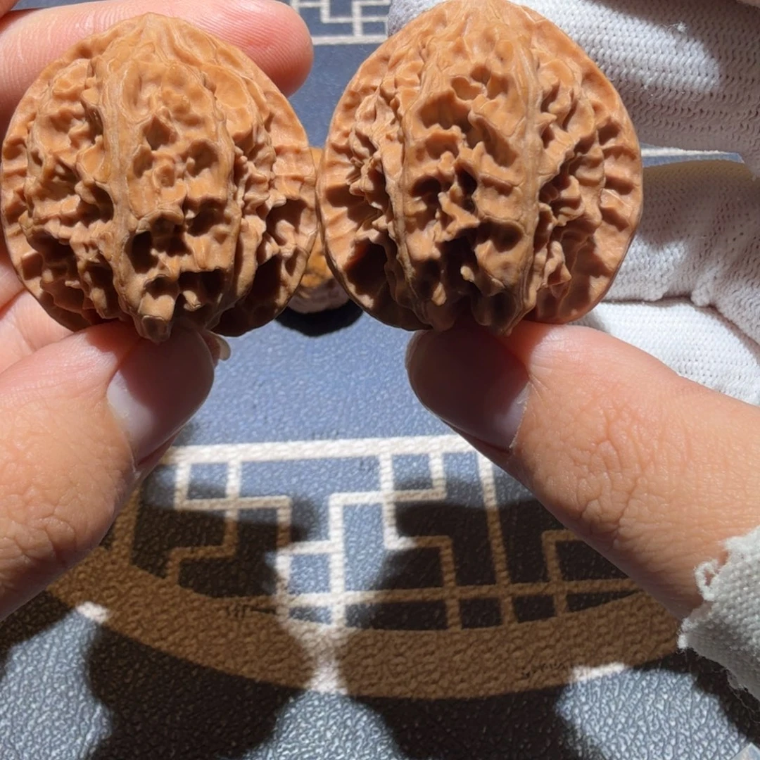 文玩核桃把件苹果园等