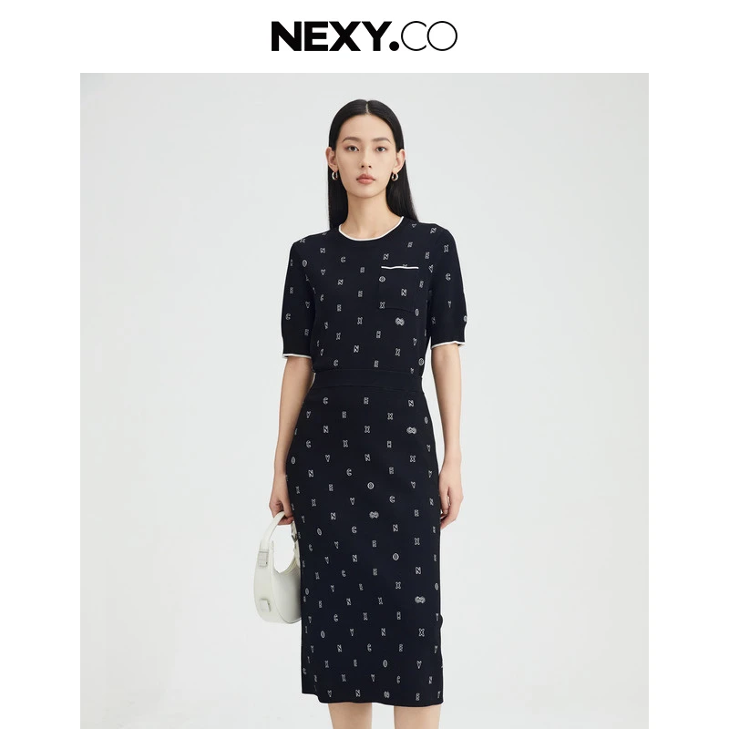 NEXY.CO/奈蔻针织毛衫碎花气质夏季印花圆领优雅提花XZ02643W0