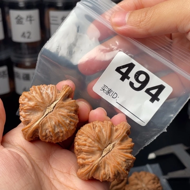 文玩核桃把件全品40闷白