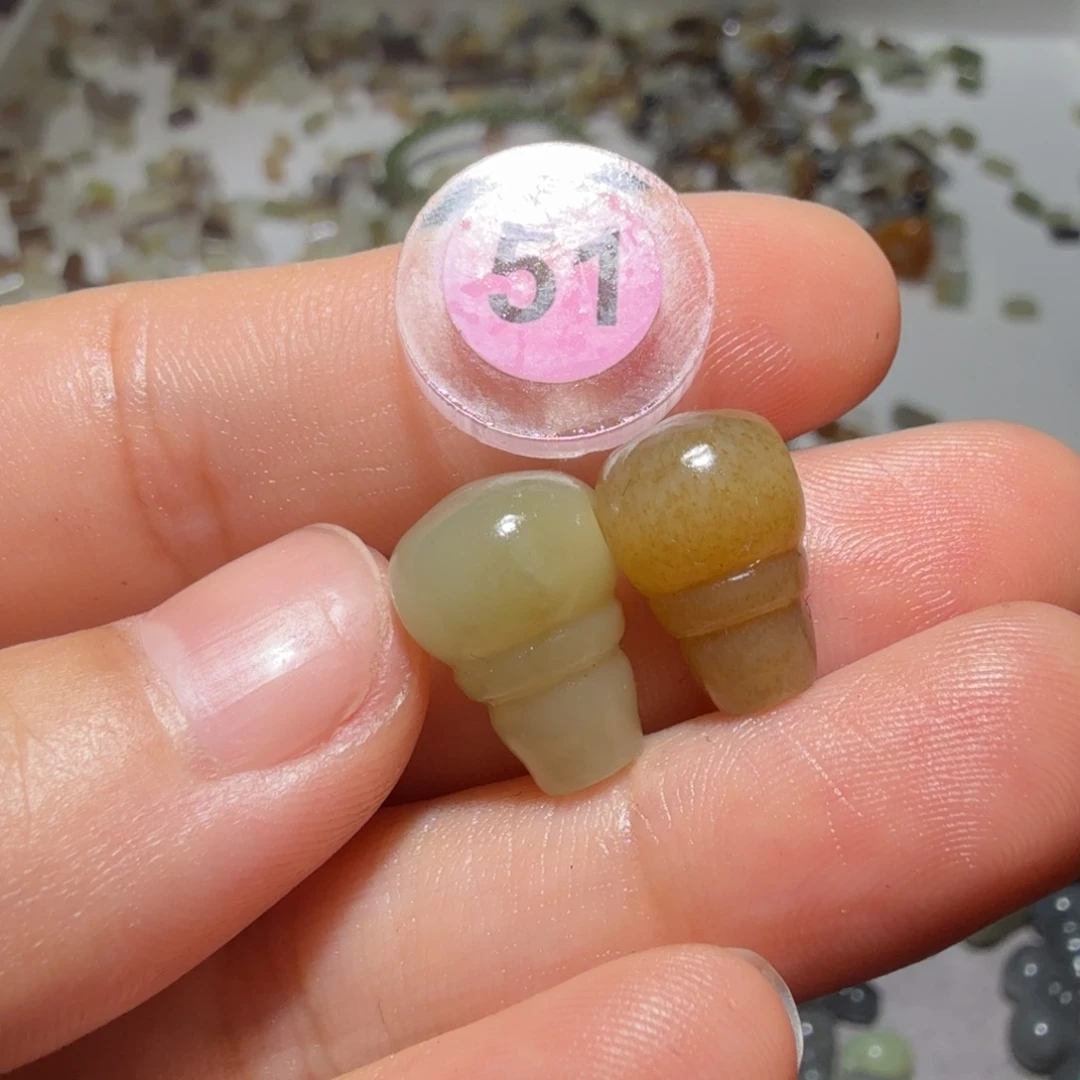 和田玉未镶嵌珠宝奇石