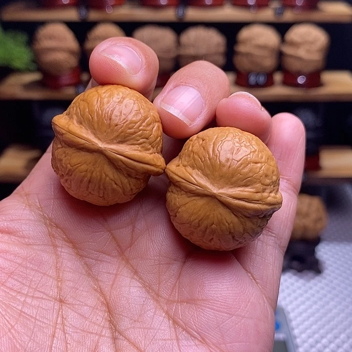 文玩核桃吊坠晶玉44