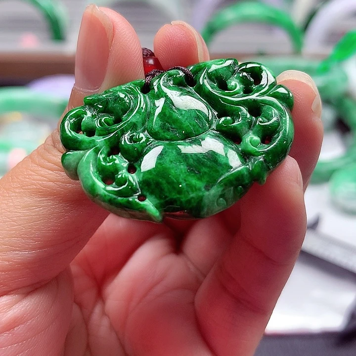 颈饰未镶嵌翡翠翡翠