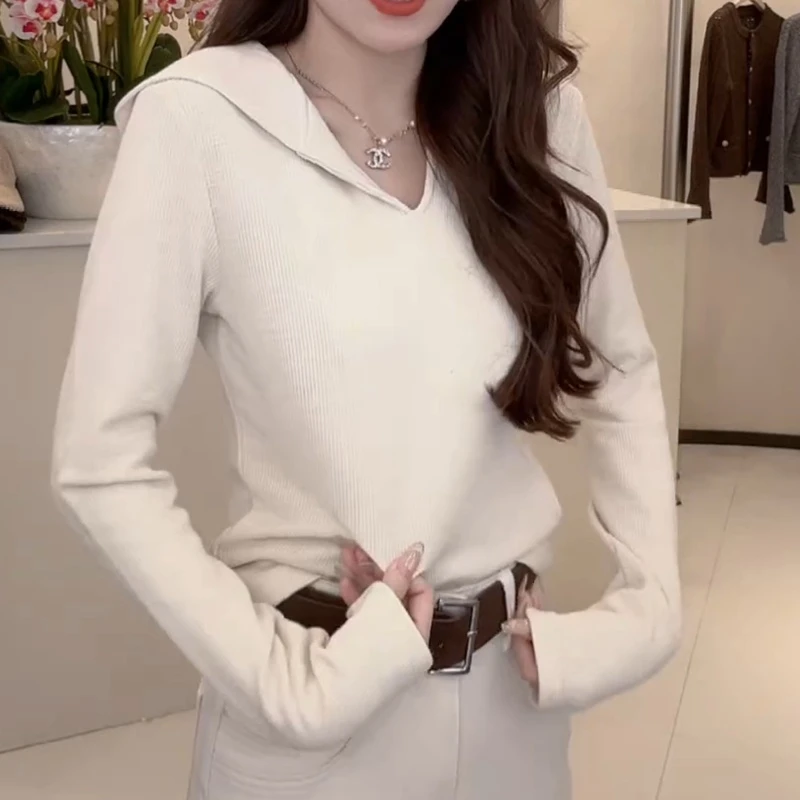 秋冬法式连帽长袖针织显瘦百搭显瘦上衣LK2507628