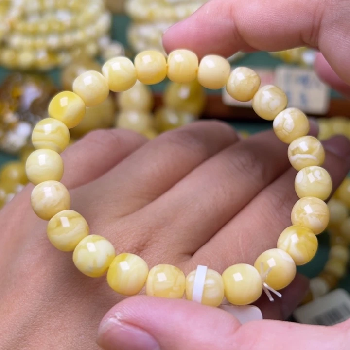 蜜蜡未镶嵌珠宝奇石