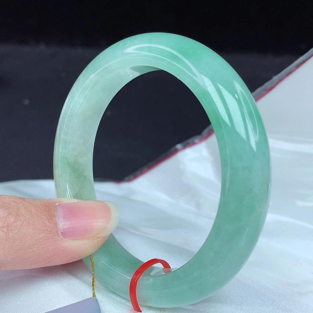 翡翠手镯未镶嵌52圈1214