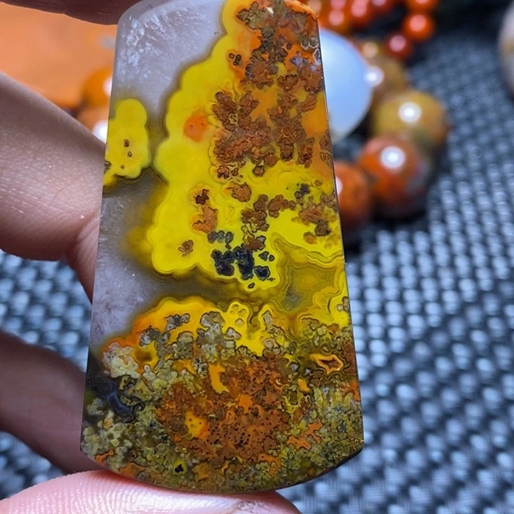 玛瑙/玉髓颈饰未镶嵌