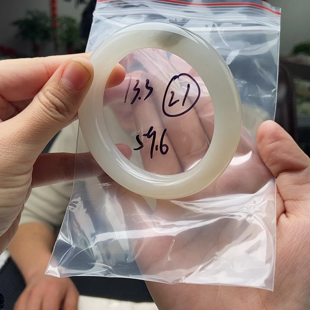 和田玉颜色多样性发拍一发一未镶嵌用****3