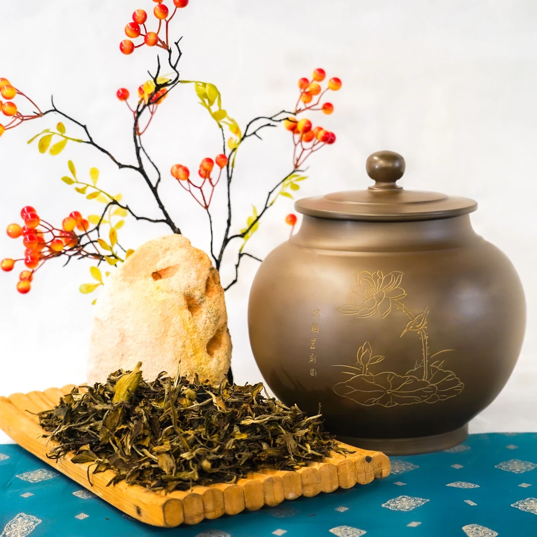 【新品开窑季】2斤装本陶手作钦州坭兴陶灯笼醒茶存茶罐（手工痕迹