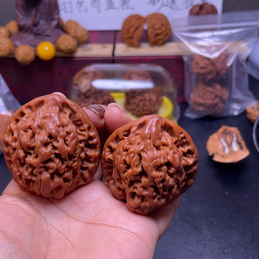 霖***云吊坠桃核官帽福利鼓励