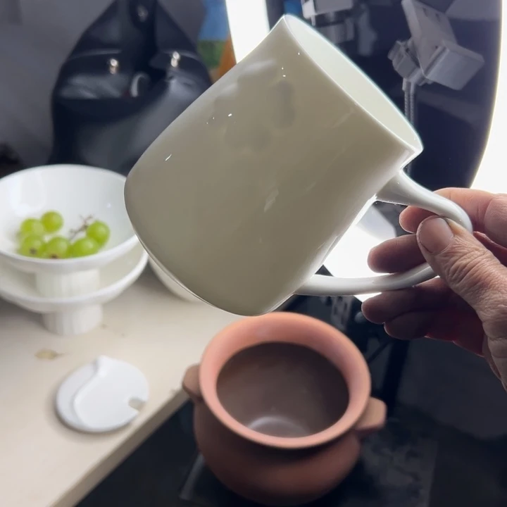 陶库存尾货骨瓷盖杯一套
