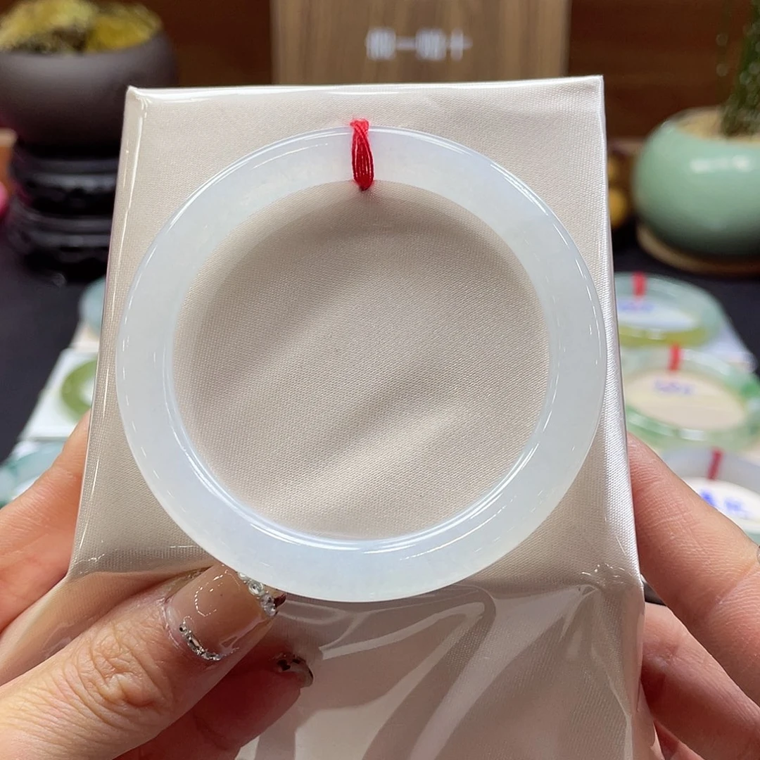 翡翠未镶嵌手镯20 号