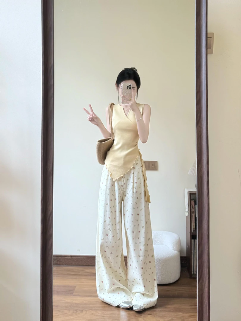 V领不规则开叉修身显瘦上衣蝴蝶结碎花休闲裤2025夏季新款套装女