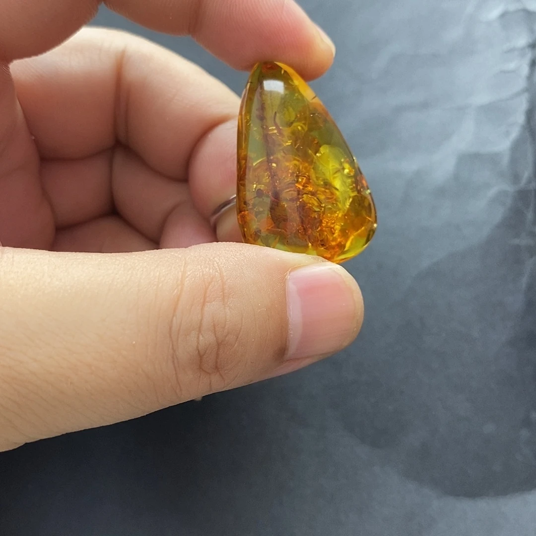 琥珀未镶嵌裸石戒指