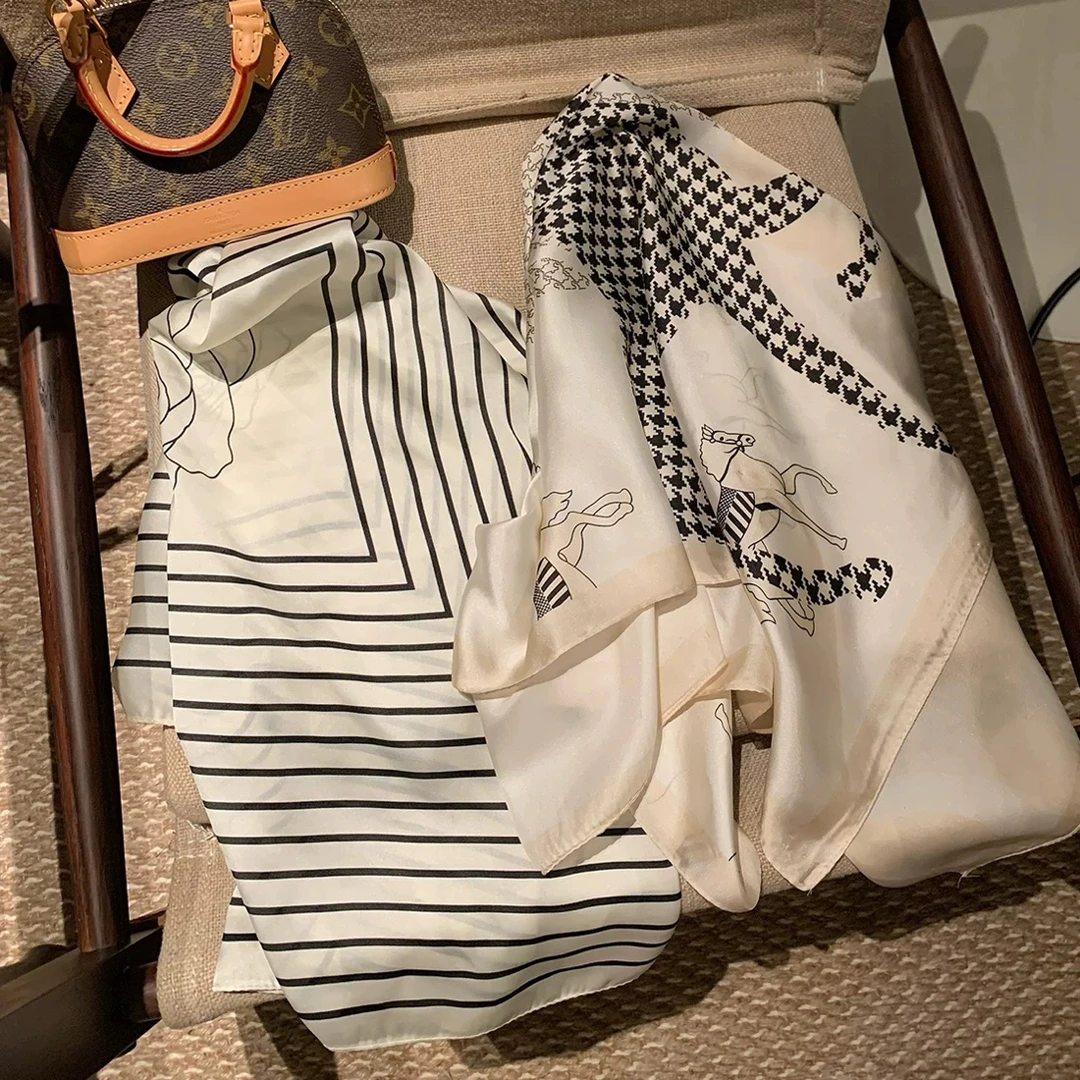 【外贸高品质尾货清仓No退】系列花纹 设计师定制丝巾