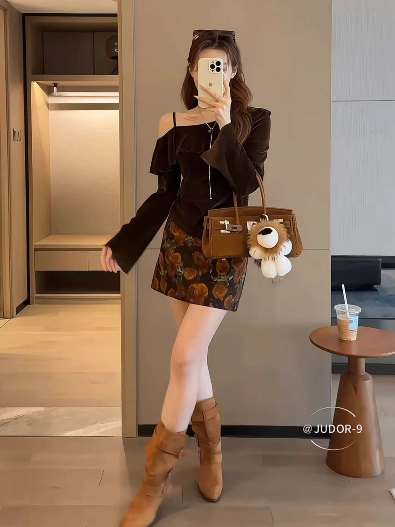 设计感小众不规则荷叶边吊带丝绒衬衫女2025秋季新款法式气质上衣