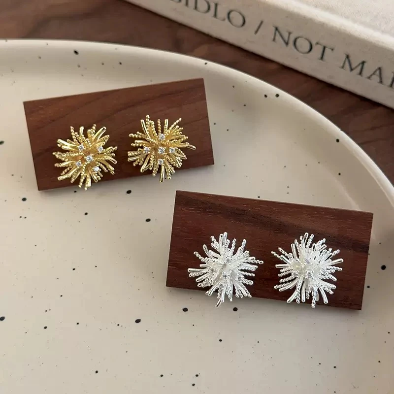 合金耳饰 不-Wan.轻奢时尚蒲公英微镶锆石烟花设计感耳钉耳环耳饰