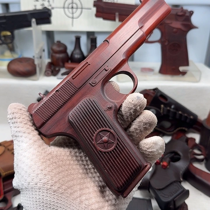 用***5香榧木犀牛角紫檀54一个