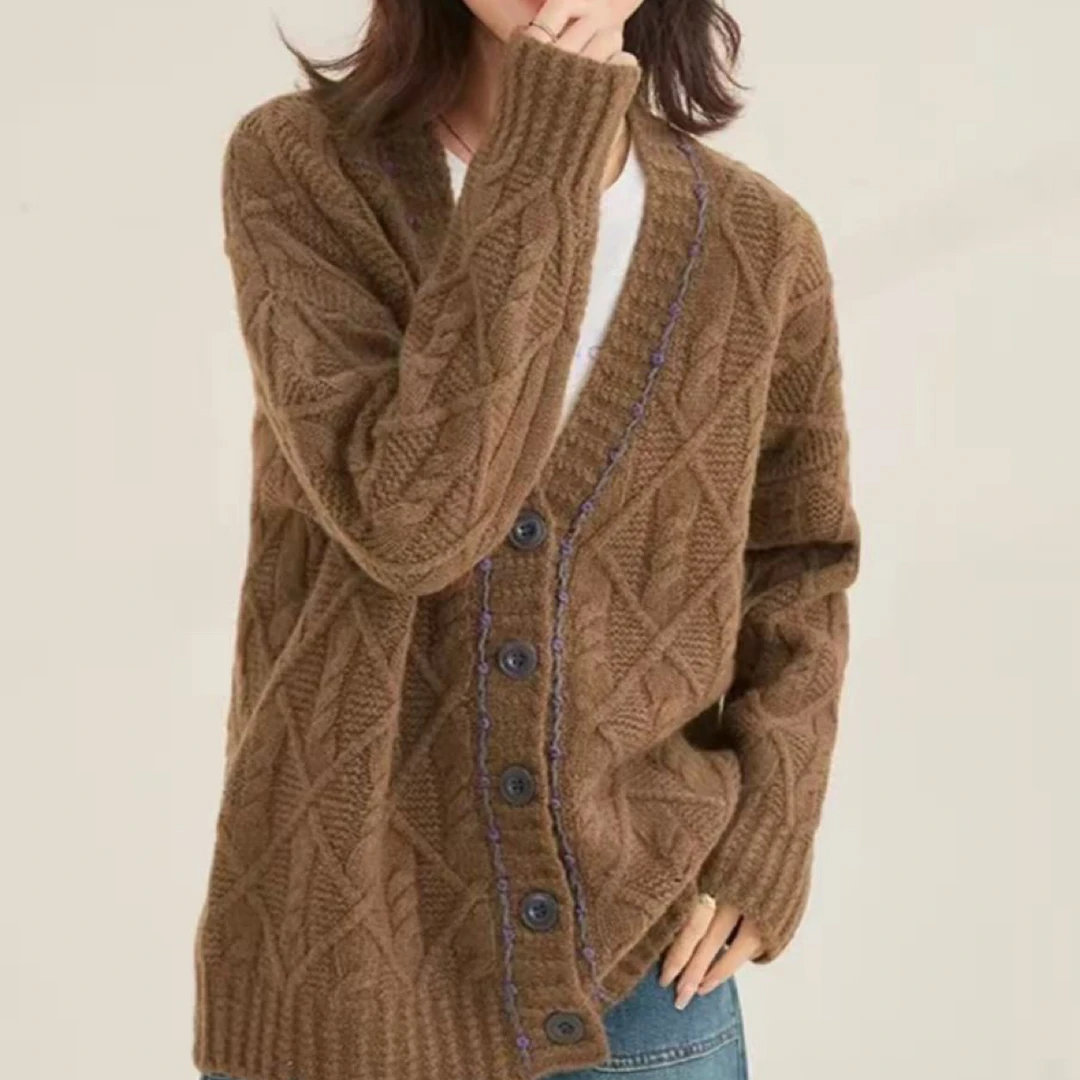 美拉德加厚全毛外套秋冬新款开衫V领绞花女羊毛衫7137