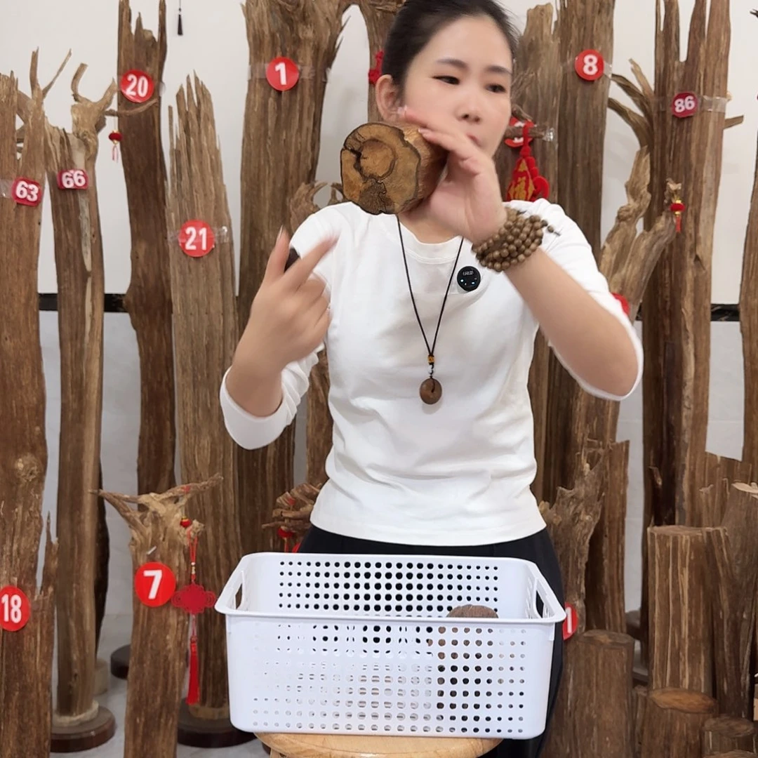 沉香碎屑沉香原材料