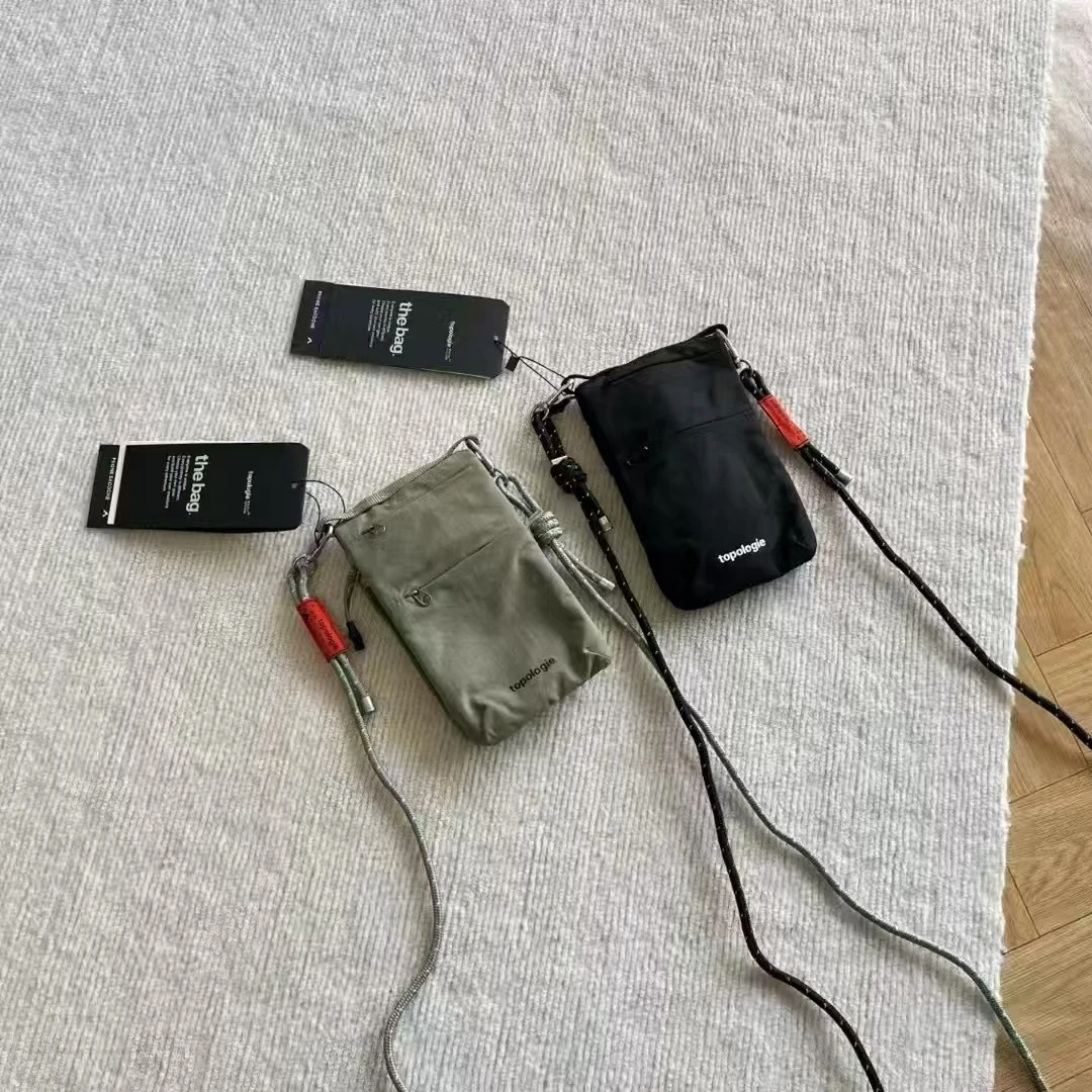 Top  两色多功能手机包