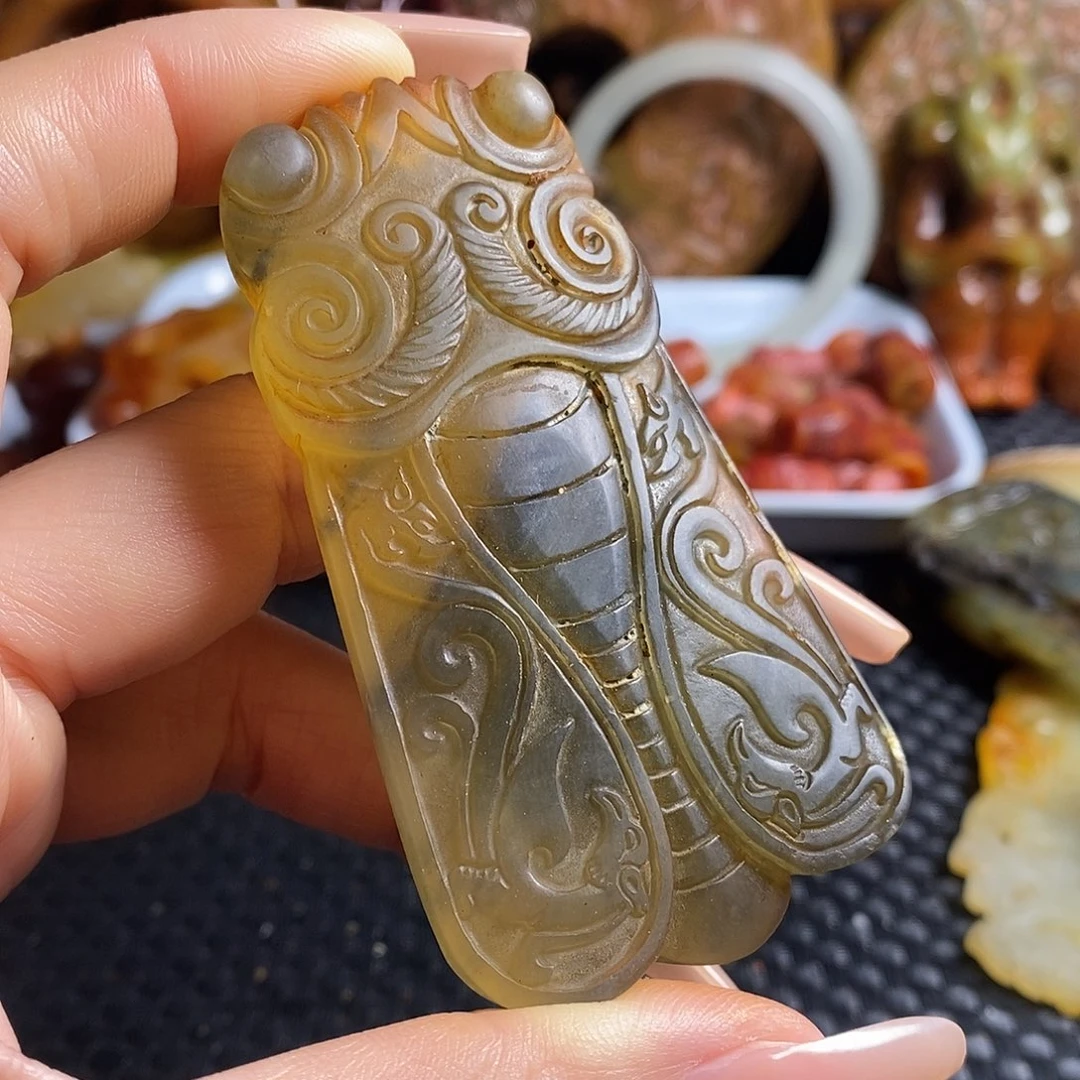 岫岩老玉（透闪石质玉）未镶嵌珠宝奇石