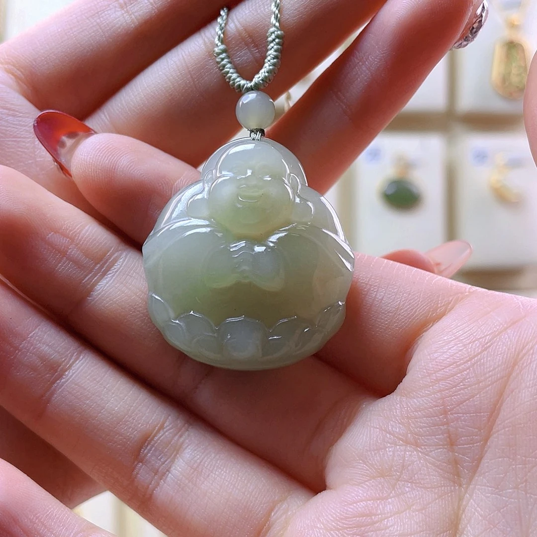 和田玉吊坠(赠链)未镶嵌万*?