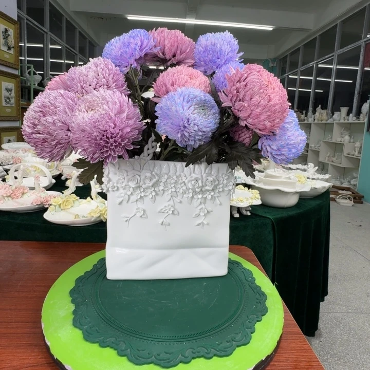 陶老货高白色提篮花瓶