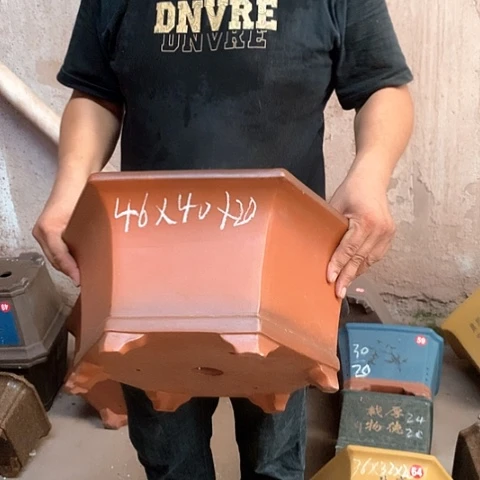 紫砂花盆手工制作