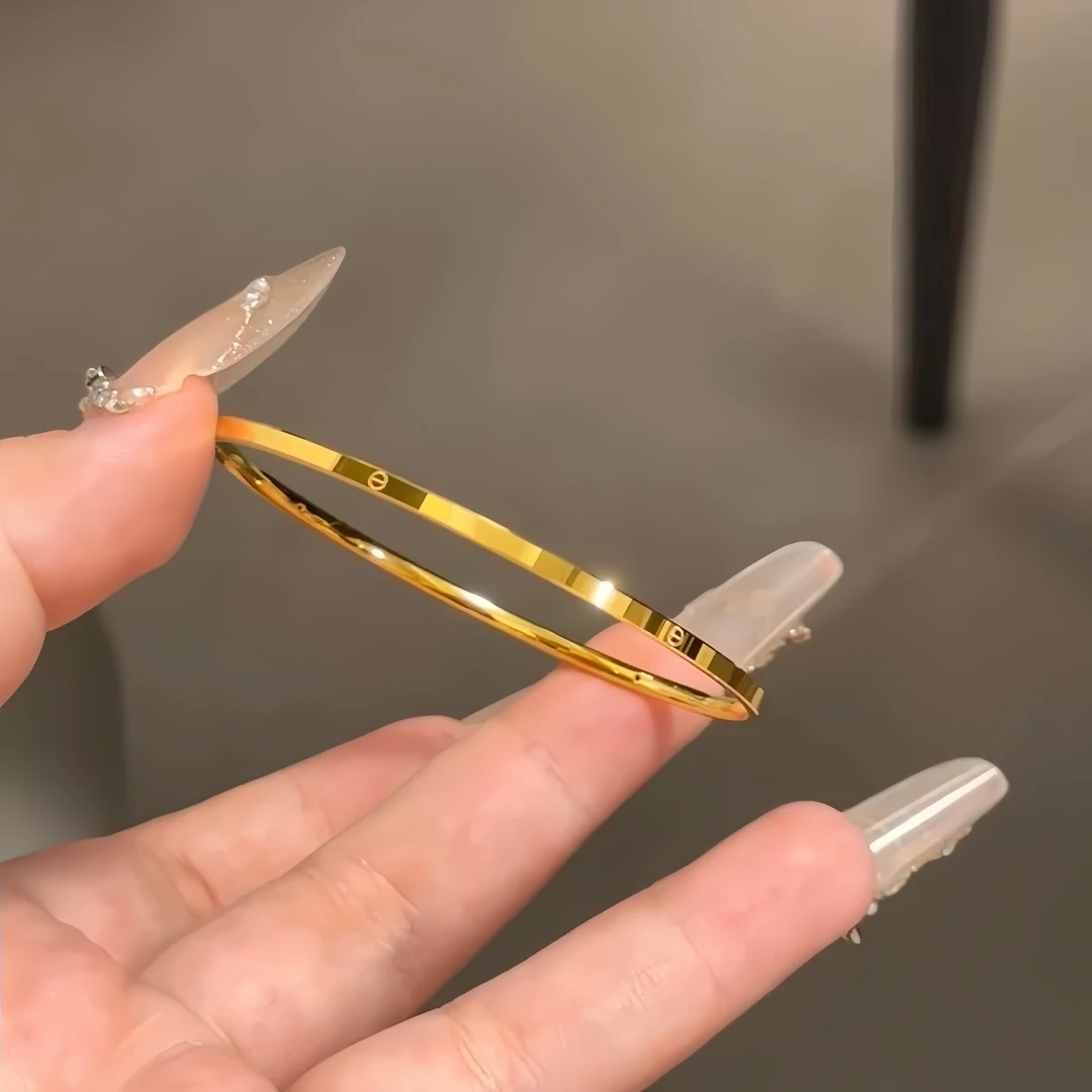 钛钢手镯 不掉色细款素圈手镯女小众气质轻奢简约个性高级感手环