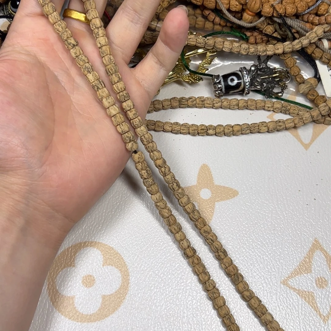 柏香籽/百香籽吊坠1