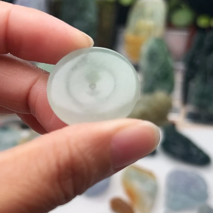 定制翡翠未镶嵌平安扣