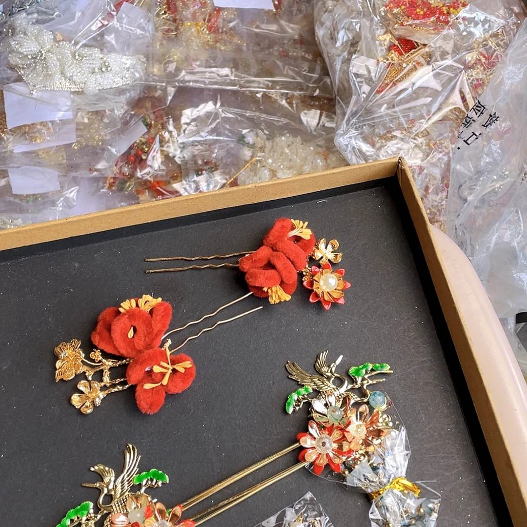 混合材质新娘头饰默认微瑕不退换