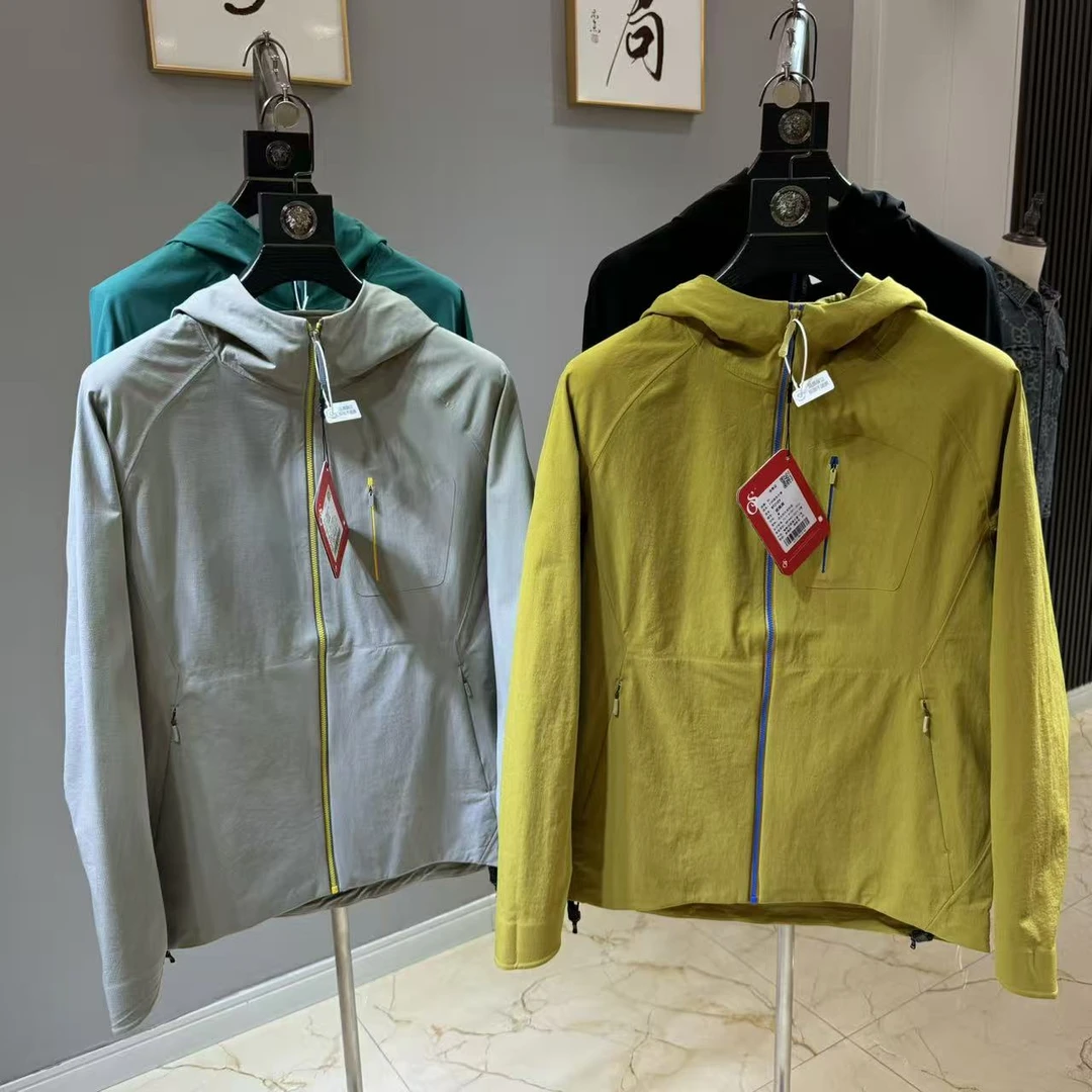 迪家平替 男士高端户外机能速干压胶防水防风连帽软壳冲锋衣 2189