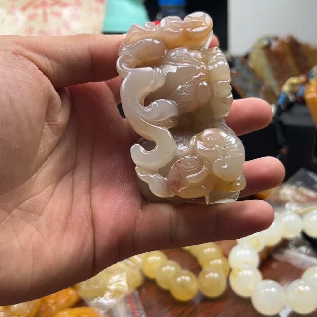 石英质玉（黄龙玉）未镶嵌hly