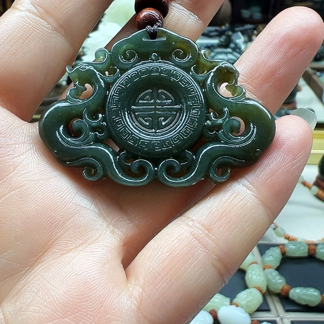 和田玉未镶嵌挂件