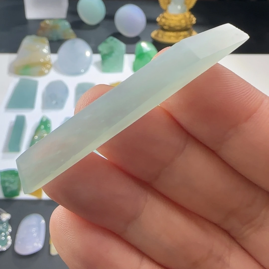 定制翡翠未镶嵌材料