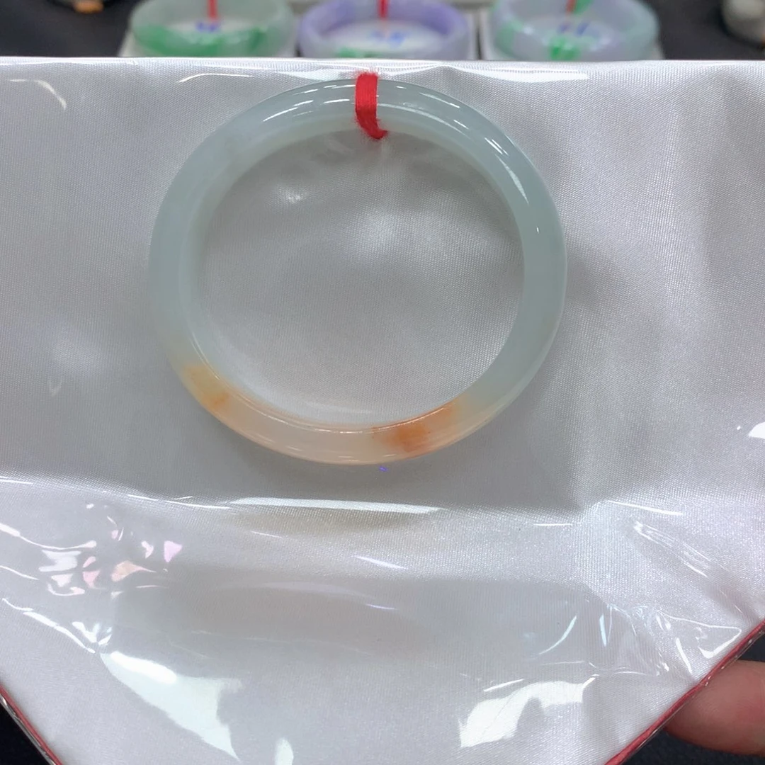 翡翠手镯未镶嵌翡翠7