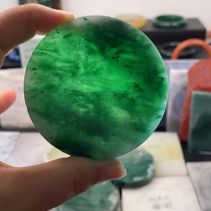 石英质玉未镶嵌手镯