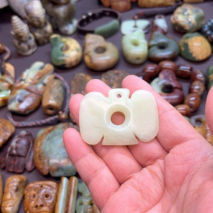 岫岩老玉（透闪石质玉）把件未镶嵌凌