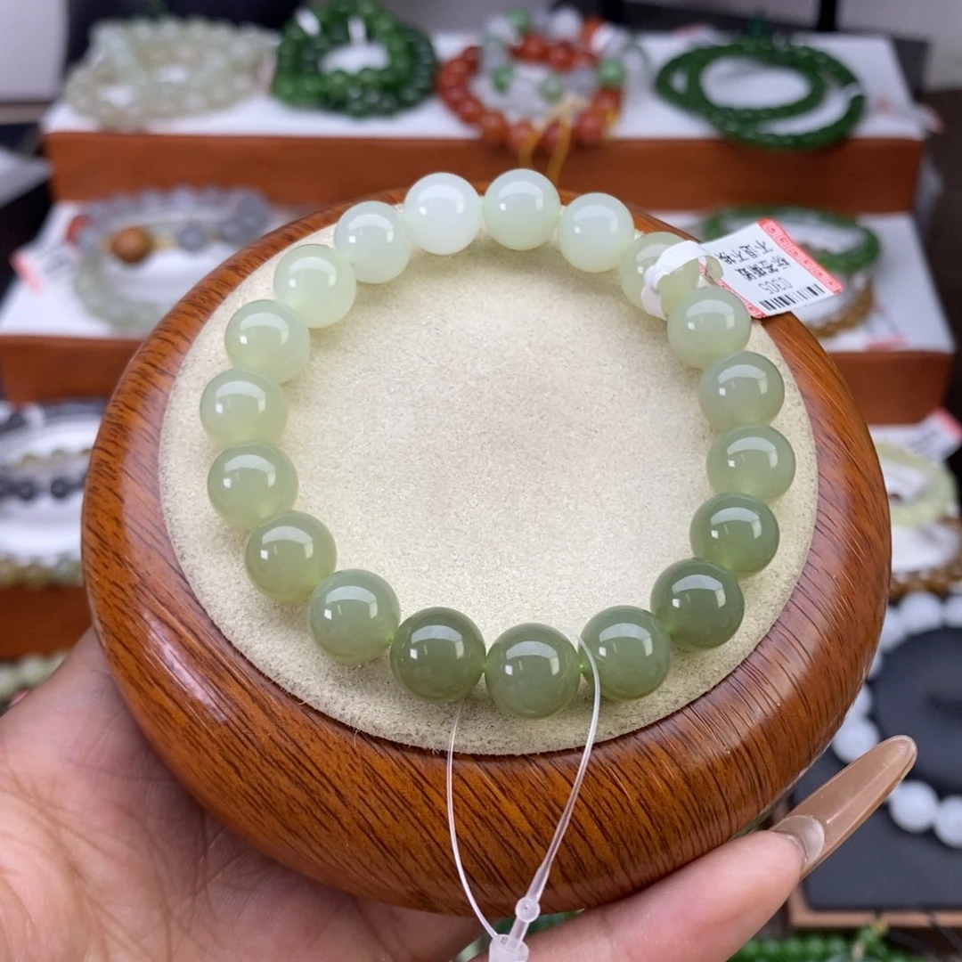 和田玉晴水渐变未镶嵌